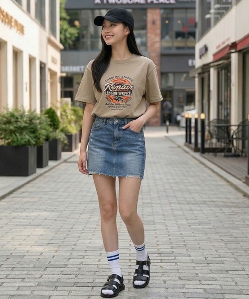 September SEOUL（セプテンバーソウル）の「レトロアメリカンイラストグラフィックTシャツ（Tシャツ/カットソー・レディース・ホワイト/カーキ・FREE）」の7枚目の写真