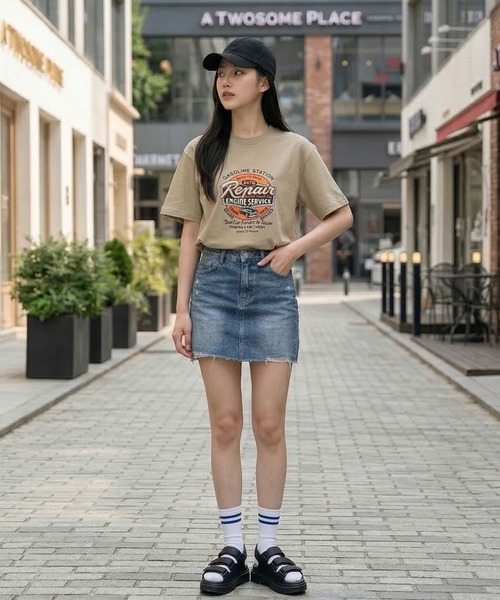 September SEOUL（セプテンバーソウル）の「レトロアメリカンイラストグラフィックTシャツ（Tシャツ/カットソー・レディース・ホワイト/カーキ・FREE）」の8枚目の写真