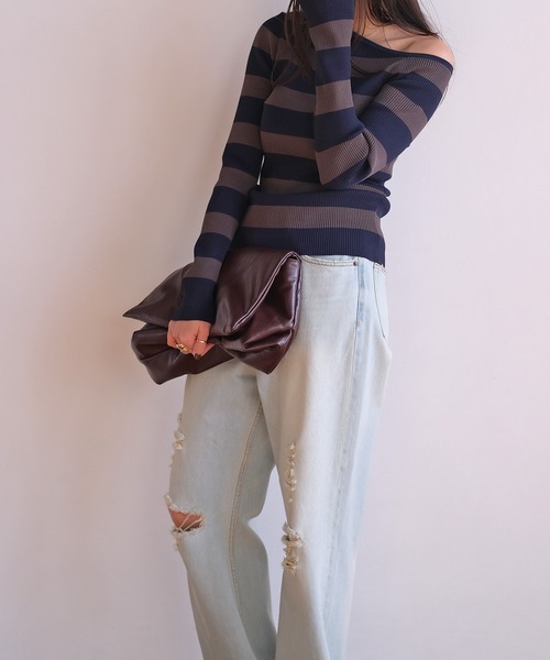 AKTE（アクテ）の「ワンショルダーニットプルオーバー（ニット/セーター・レディース・ネイビー系/ブラック・FREE）」の21枚目の写真