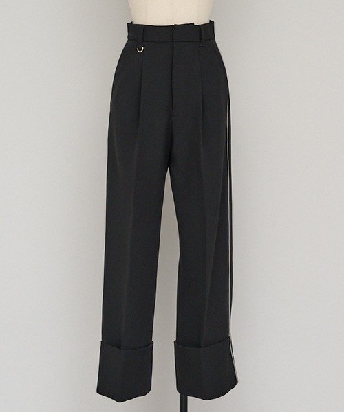 ENC（エンク）の「side line roll up pants with key ring / キーリング付きサイドラインロールアップパンツ（その他パンツ・レディース・ブラック/オフホワイト/カーキ系・FREE）」の12枚目の写真