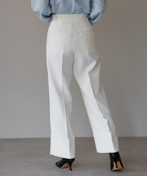 ENC（エンク）の「side line roll up pants with key ring / キーリング付きサイドラインロールアップパンツ（その他パンツ・レディース・ブラック/オフホワイト/カーキ系・FREE）」の22枚目の写真