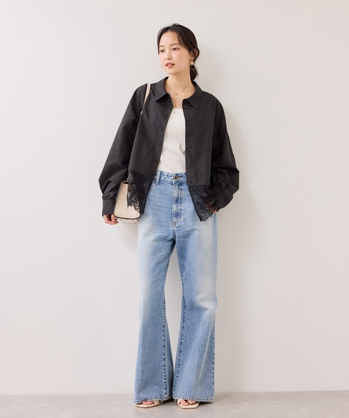 VIS（ビス）の「裾レースドッキングシャツ（シャツ/ブラウス・レディース・オフホワイト/ブラック・FREE）」の10枚目の写真