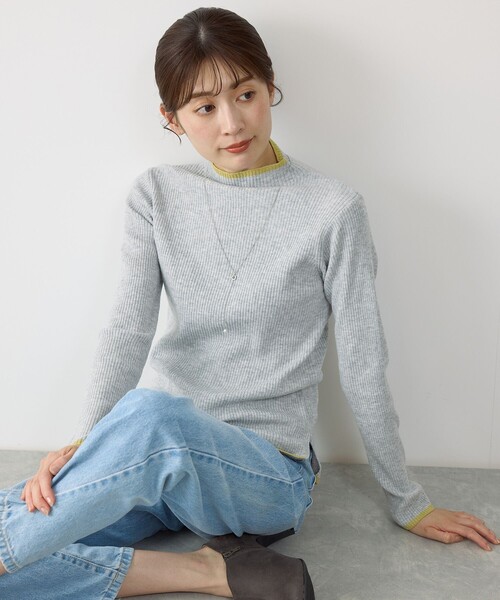Jayro(ジャイロ)の「ふわもちボトルネック配色プルオーバー(ニット/セーター・レディース・ライトグレー/オフホワイト/ブラック/ブルー系その他4・M)」の18枚目の写真