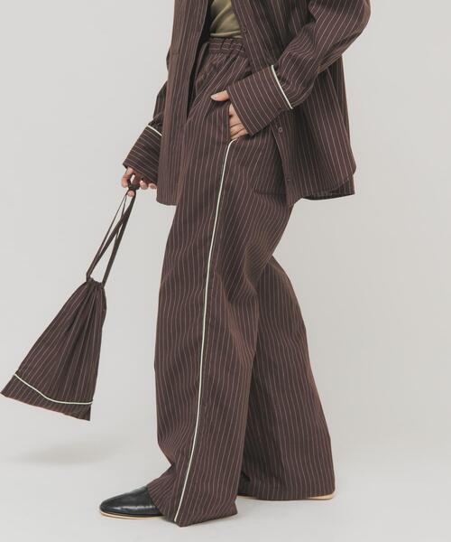 KBF（ケイビーエフ）の「ストライプイージーパンツ（その他パンツ・レディース・ブラウン/アイボリー・ONE）」の2枚目の写真