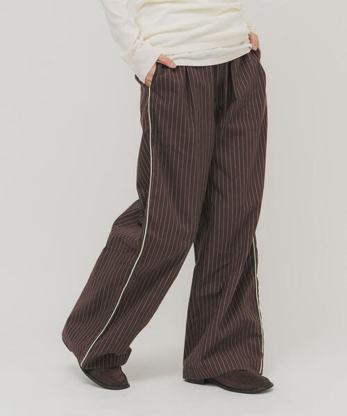 KBF（ケイビーエフ）の「ストライプイージーパンツ（その他パンツ・レディース・ブラウン/アイボリー・ONE）」の17枚目の写真