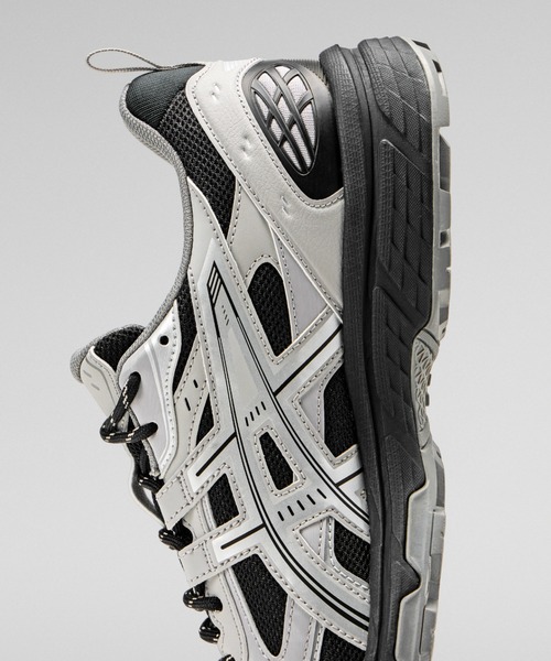 ASICS(アシックス)の「GEL-NUNOBIKI 1203A536.004(スニーカー・メンズ・ブラック・28.5cm/28.0cm/27.5cm/27.0cm/26.5cm/26.0cm/25.5cm/25.0cm/24.5cm/24.0cm/23.5cm/23.0cm/22.5cm/29.0cm)」の2枚目の写真