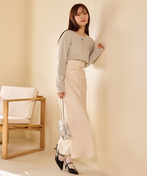 mysty woman（ミスティウーマン）の「サーマル小花カットソーLS 659807（Tシャツ/カットソー・レディース・オフホワイト/グレー・FREE）」の4枚目の写真