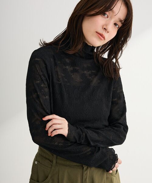 Green Parks(グリーンパークス)の「プリーツレースハイネックプルオーバー(Tシャツ/カットソー・レディース・ブラック/ホワイト系その他2・FREE)」の13枚目の写真