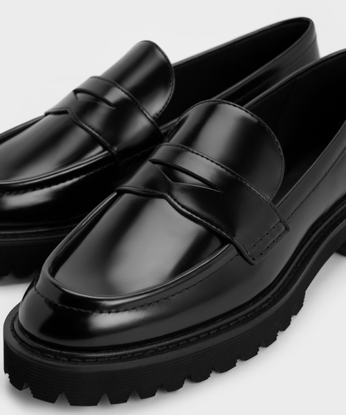 CHARLES & KEITH(チャールズ & キース)の「Kaiya カイヤ ペニーローファー(ローファー・レディース・ダークブラウン/ブラック系その他7・22.5cm/23cm/23.5cm/24.5cm/25cm)」の5枚目の写真