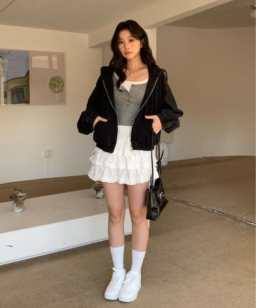 ROOPTOKYO(ループトウキョウ)の「フード付きデニムパーカー 冬服(ブルゾン・レディース・インディゴブルー/ブラック・FREE)」の4枚目の写真