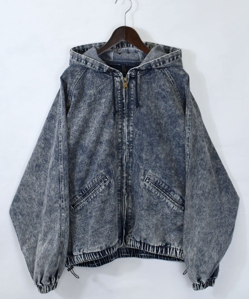 NOIZY（ノイジー）の「Vintage like denim hoodie / ヴィンテージライク ハードウォッシュ デニム ジップパーカー（デニムジャケット・メンズ・ブラック/サックスブルー・MEDIUM/LARGE）」の4枚目の写真