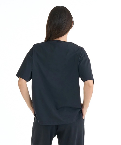 ROXY(ロキシー)の「ROXY ウィメンズ FITNESS TRIPLE HEARTS S/S TE Tシャツ 【2026年春夏モデル】/ロキシーUVカット半袖Tシャツ(Tシャツ/カットソー・レディース・ブラック/グレー/ミント・SMALL/MEDIUM/LARGE)」の5枚目の写真
