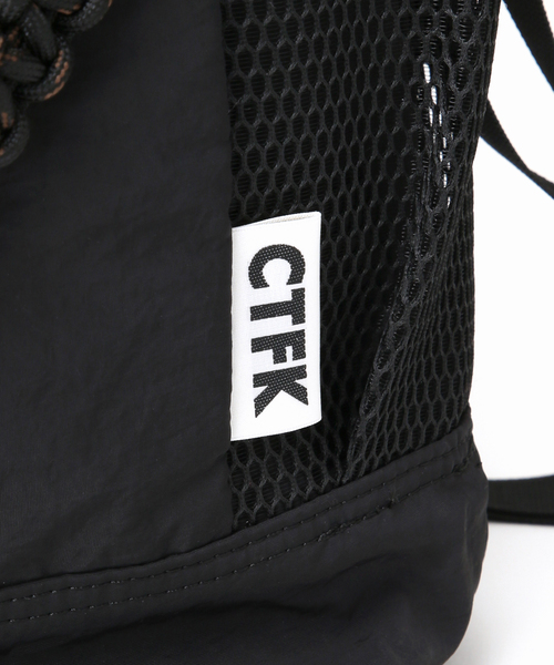 B.C STOCK（ベーセーストック）の「CONTROL FREAK / コントロールフリーク 別注 バッグ（ショルダーバッグ・レディース・グレー/ブラック/ベージュ・FREE）」の4枚目の写真