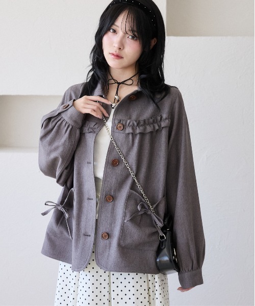 kutir（クティール）の「【セットアップ着用可能】アソートリボンフリルジャケット（ブルゾン・レディース・ブラック/ブルー/グレー・FREE）」の3枚目の写真