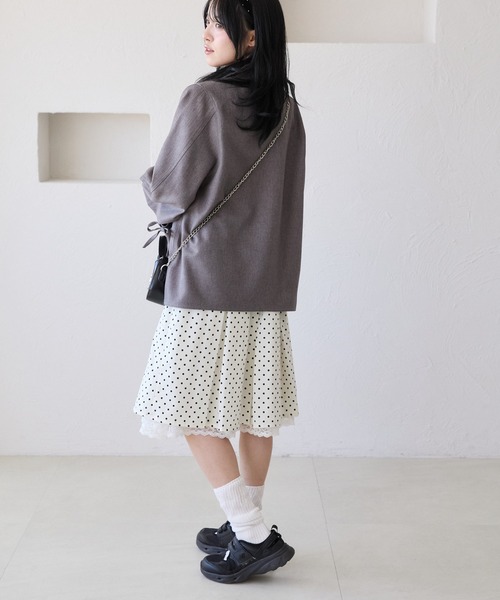 kutir（クティール）の「【セットアップ着用可能】アソートリボンフリルジャケット（ブルゾン・レディース・ブラック/ブルー/グレー・FREE）」の20枚目の写真