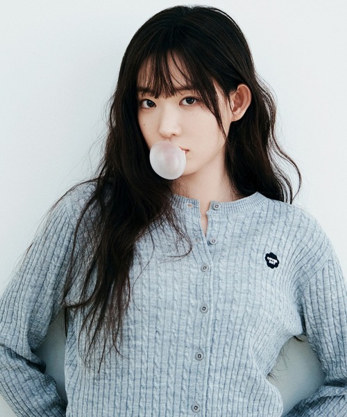 COVERNAT（カバーナット）の「WOMEN CLOVER HEART CABLE CARDIGAN（カーディガン/ボレロ・レディース・グリーン/レッド/ヘザーグレー/ネイビー・SMALL/MEDIUM）」の5枚目の写真