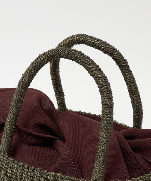 EMMEL REFINES(エメルリファインズ)の「<The Bagmati>シシュウ カゴバッグ< Select by EMMEL REFINES >(かごバッグ・レディース・ナチュラル/ダークブラウン・FREE)」の6枚目の写真