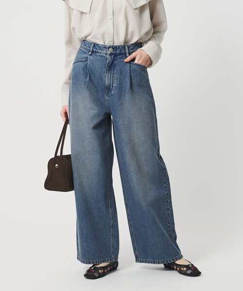 BEAUTY&YOUTH UNITED ARROWS(ビューティーアンドユースユナイテッドアローズ)の「【WEB限定】タックワイド デニムパンツ(デニムパンツ・レディース・グレー系/ネイビー・S/L/M)」の2枚目の写真