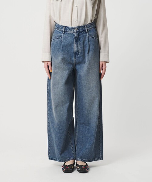 BEAUTY&YOUTH UNITED ARROWS(ビューティーアンドユースユナイテッドアローズ)の「【WEB限定】タックワイド デニムパンツ(デニムパンツ・レディース・グレー系/ネイビー・S/L/M)」の10枚目の写真