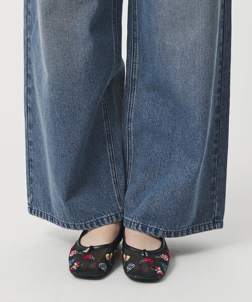 BEAUTY&YOUTH UNITED ARROWS(ビューティーアンドユースユナイテッドアローズ)の「【WEB限定】タックワイド デニムパンツ(デニムパンツ・レディース・グレー系/ネイビー・S/L/M)」の15枚目の写真