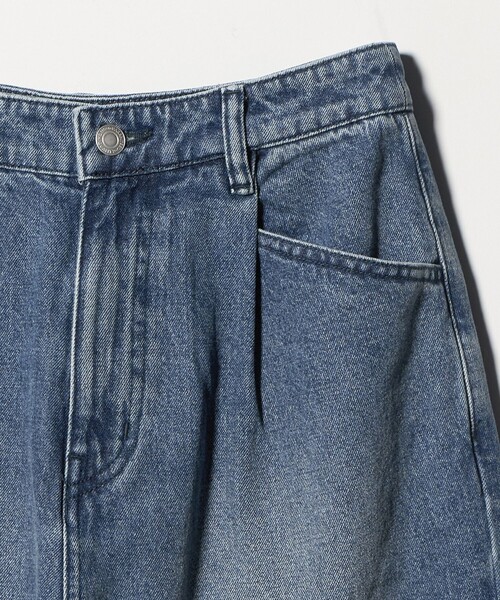 BEAUTY&YOUTH UNITED ARROWS(ビューティーアンドユースユナイテッドアローズ)の「【WEB限定】タックワイド デニムパンツ(デニムパンツ・レディース・グレー系/ネイビー・S/L/M)」の6枚目の写真