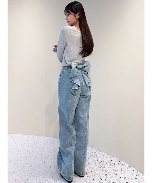 RESEXXY（リゼクシー）の「バックリボンデニムパンツ（デニムパンツ・レディース・インディゴブルー/ピンク/ライトブルー・MEDIUM/SMALL）」の21枚目の写真