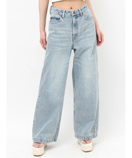 RESEXXY（リゼクシー）の「バックリボンデニムパンツ（デニムパンツ・レディース・インディゴブルー/ピンク/ライトブルー・MEDIUM/SMALL）」の5枚目の写真