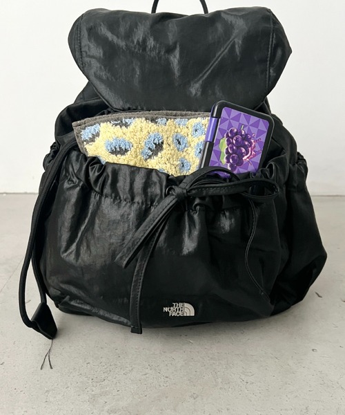 THE NORTH FACE(ザノースフェイス)の「【国内未発売】THE NORTH FACE(ザ・ノースフェイス)/軽量 シャーリング リボン メタルロゴ リュック バックパック/BONNEY SR BACKPACK MINI(バックパック/リュック・レディース・ライトグレー/ブラウン/ブラック・FREE)」の17枚目の写真