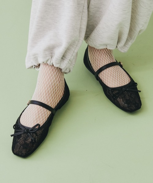 FUULLY STUDIO(フーリィーステューディオ)の「シアーレースリボンパンプス(パンプス・レディース・ベージュ/ブラック・SMALL/LARGE/MEDIUM)」の4枚目の写真