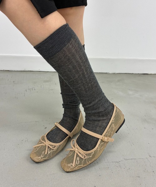FUULLY STUDIO(フーリィーステューディオ)の「シアーレースリボンパンプス(パンプス・レディース・ベージュ/ブラック・SMALL/LARGE/MEDIUM)」の15枚目の写真