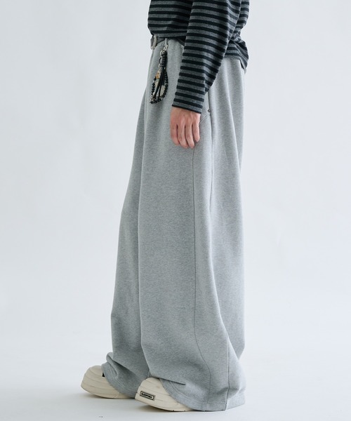 EPNK（イーピーエヌケー）の「Seam curve sweat pants / シームカーブスウェットパンツ（スウェットパンツ・メンズ・ブラック/杢グレー・SMALL/MEDIUM/LARGE）」の22枚目の写真