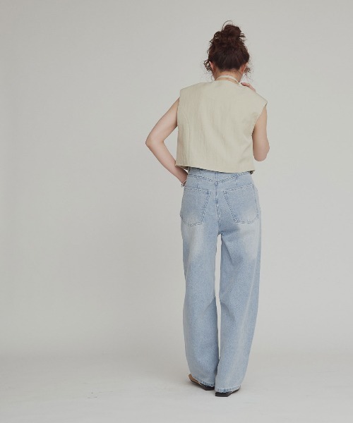 W:Huku(フーク)の「アシンメトリー カーヴィー バレルレッグ デニムパンツ / Asymmetrical Curvy Denim Pants(デニムパンツ・レディース・ブルー系その他2/ブルー系その他・S)」の18枚目の写真