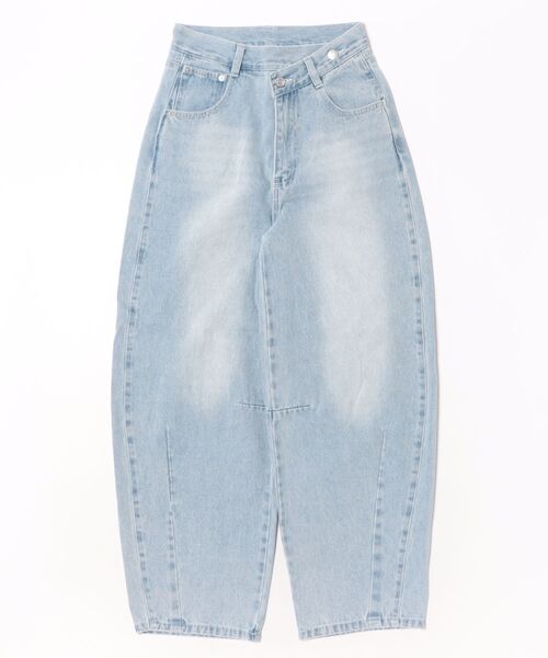 W:Huku(フーク)の「アシンメトリー カーヴィー バレルレッグ デニムパンツ / Asymmetrical Curvy Denim Pants(デニムパンツ・レディース・ブルー系その他2/ブルー系その他・S)」の21枚目の写真