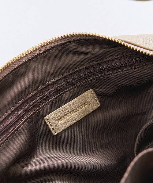 RIVE DROITE（リヴドロワ）の「予約【インフルエンサーSHIHO企画】マルチWAYレザーバッグ（ショルダーバッグ・レディース・ブラック/グレイッシュベージュ/ゴールド・FREE）」の20枚目の写真