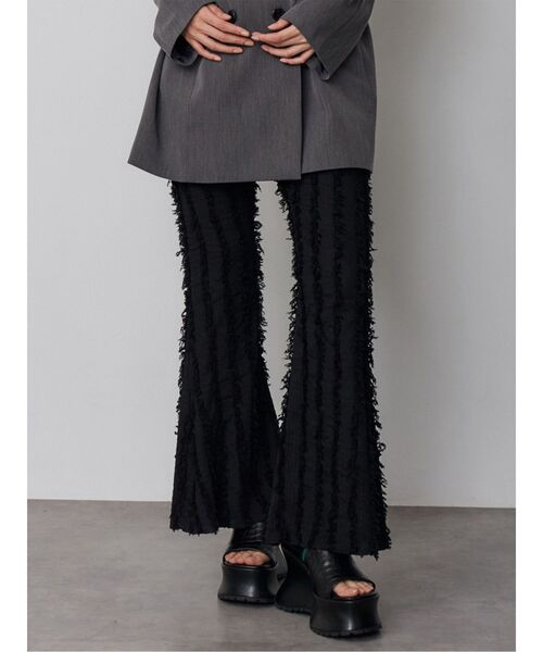 MURUA（ムルーア）の「フリンジフレアパンツ（その他パンツ・レディース・ホワイト/ブラック・FREE）」の2枚目の写真