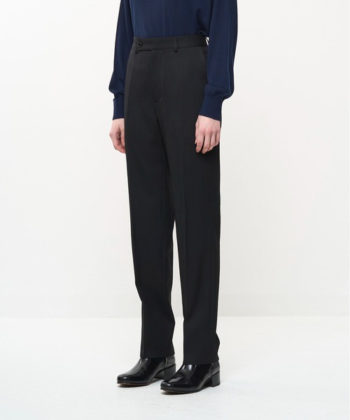 Juha(ユハ)の「EASED NARROW SLACKS(スラックス・メンズ・チェック/ストライプ/ブラック・4/3/2)」の1枚目の写真