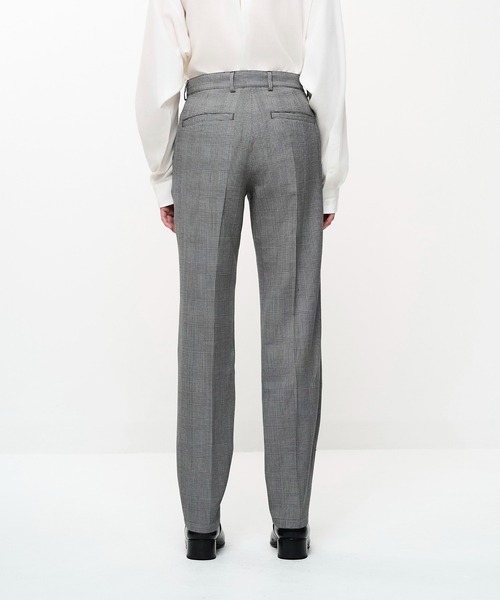 Juha(ユハ)の「EASED NARROW SLACKS(スラックス・メンズ・チェック/ストライプ/ブラック・4/3/2)」の5枚目の写真