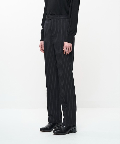 Juha(ユハ)の「EASED NARROW SLACKS(スラックス・メンズ・チェック/ストライプ/ブラック・4/3/2)」の6枚目の写真