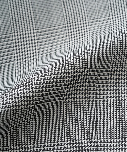 Juha(ユハ)の「EASED NARROW SLACKS(スラックス・メンズ・チェック/ストライプ/ブラック・4/3/2)」の16枚目の写真