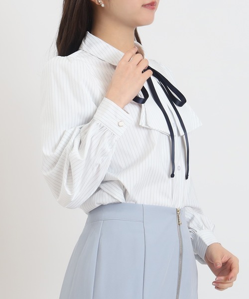 ASTORIA ODIER(アストリアオディール)の「ストライプフリル2WAYリボンブラウス(シャツ/ブラウス・レディース・ホワイト/アイボリー/ミント/サックスブルー・MEDIUM/SMALL)」の16枚目の写真