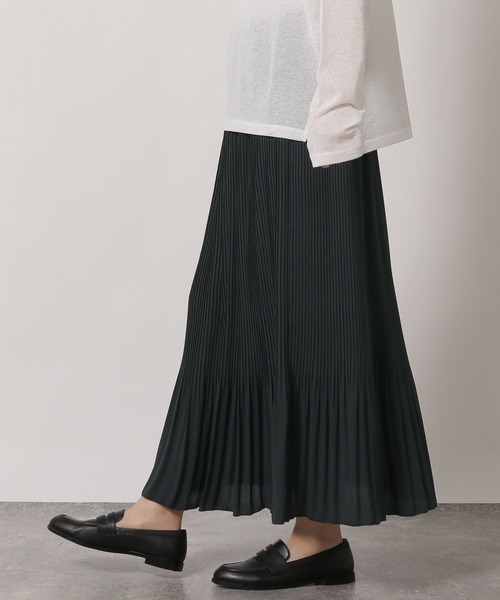 LAKOLE(ラコレ)の「プリーツフレアスカート / 659843(スカート・レディース・ブラック/グレイッシュベージュ/ラベンダー・LARGE/MEDIUM)」の7枚目の写真