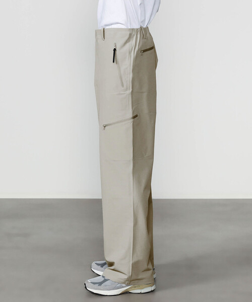 Bshop（ビショップ）の「HIKING PATROL | EDGE LT SOFTSHELL TECHNICAL TROUSER MEN（その他パンツ・メンズ・グリーン系その他/モカ・M/L）」の11枚目の写真
