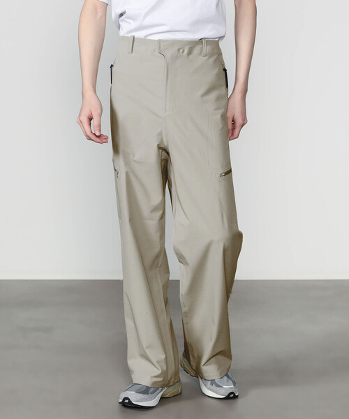 Bshop（ビショップ）の「HIKING PATROL | EDGE LT SOFTSHELL TECHNICAL TROUSER MEN（その他パンツ・メンズ・グリーン系その他/モカ・M/L）」の2枚目の写真