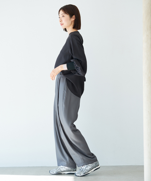 IENA（イエナ）の「クルーネックシアーリブブラウス（シャツ/ブラウス・レディース・ブラック/ホワイト・FREE）」の9枚目の写真