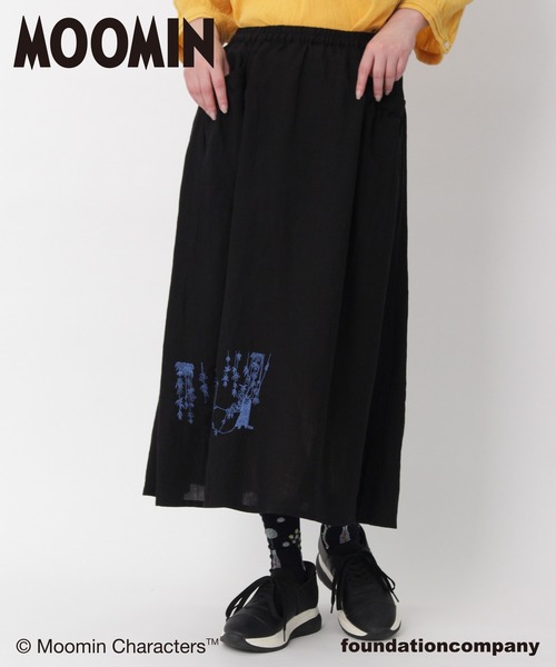 SUPER HAKKA（スーパーハッカ）の「セルロース麻ツイル「ムーミン一家の朝」刺繍ギャザースカート（裏付き）（スカート・レディース・ブラック/キャメル/パープル・FREE）」の2枚目の写真