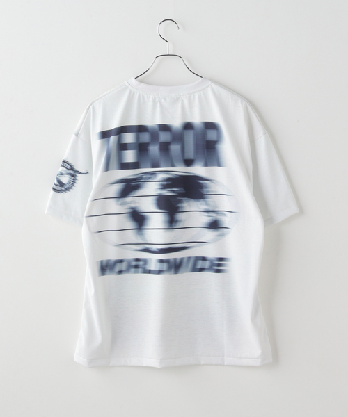 TOLQ(トルク)の「TOLQ / トルク Trompe l'oeil Blurry T-shirts(Tシャツ/カットソー・メンズ・ホワイト・3/2)」の3枚目の写真