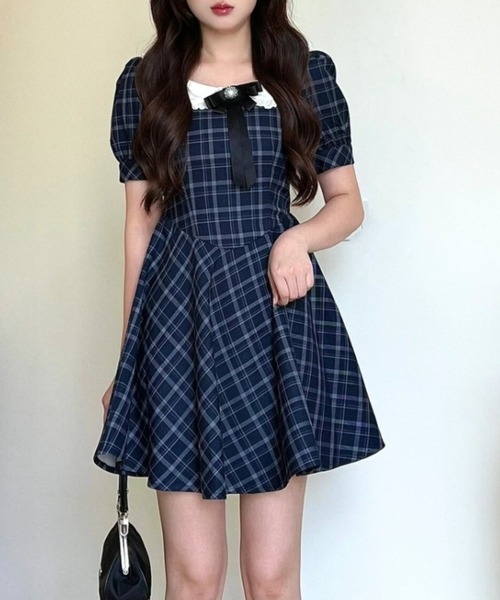 lulufa(ルルファ)の「フロントリボンチェックミニワンピース(ワンピース・レディース・ネイビー系・FREE)」の3枚目の写真