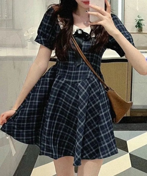 lulufa(ルルファ)の「フロントリボンチェックミニワンピース(ワンピース・レディース・ネイビー系・FREE)」の9枚目の写真