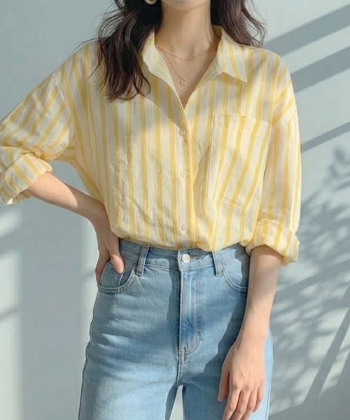 SallyLunn(サリーラン)の「爽やかストライプシャツ(シャツ/ブラウス・レディース・イエロー・MEDIUM/LARGE/FREE)」の4枚目の写真