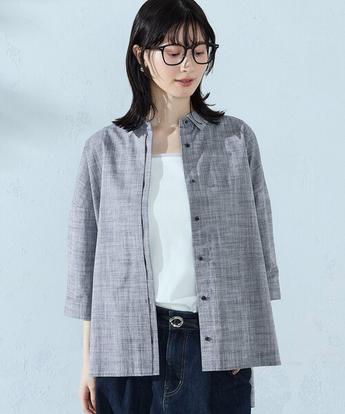 COMME CA ISM(コムサイズム)の「シャンブレーシャツ(シャツ/ブラウス・レディース・ピンク/ホワイト/ブルー/ミント/ネイビー・FREE)」の3枚目の写真